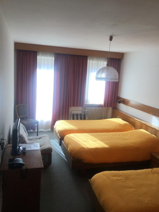 Hotel Alpenrose 阿莱盖 外观 照片
